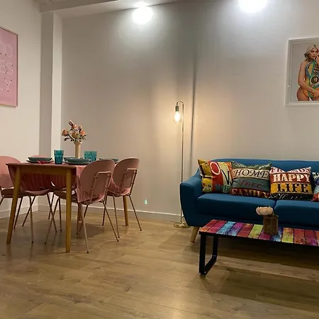 Hostel Rooms In Gothic Barcelona