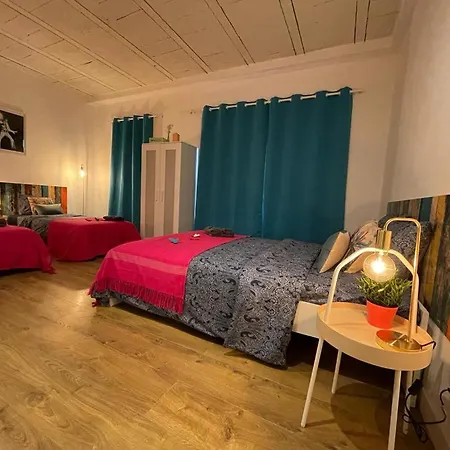 Hostel Rooms In Gothic *