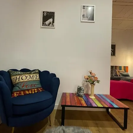 Hostel Rooms In Gothic Barcelona