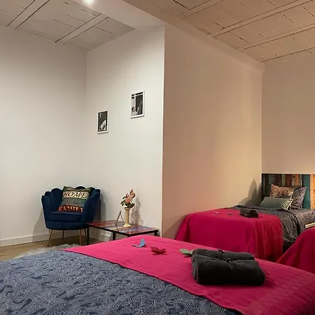Rooms In Gothic Hostel