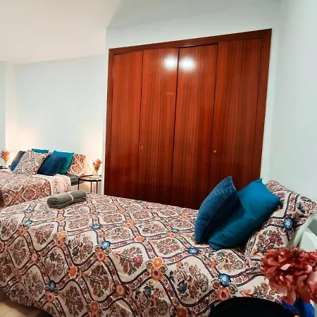 Hostel Rooms In Gothic Barcelona