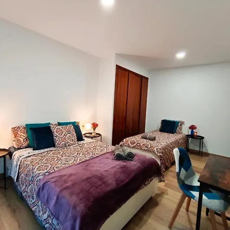 Hostel Rooms In Gothic Barcelona