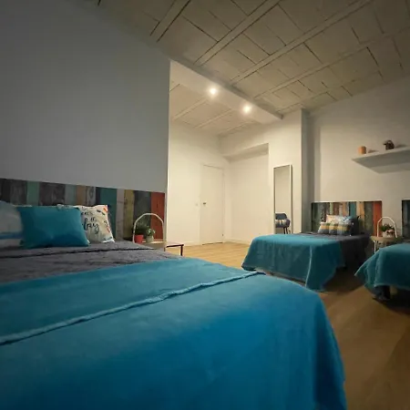 Rooms In Gothic Hostel