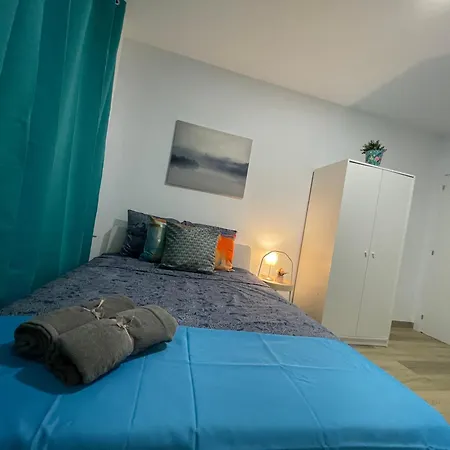 Rooms In Gothic Barcelona
